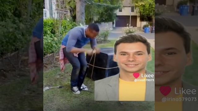 человек спасает супер Гарика из детского радио (перезалив с Likee)
