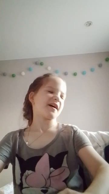 ﹤﹥