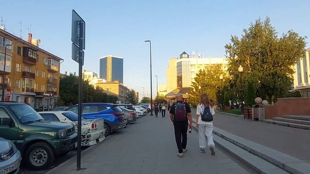 Мудрая осень .Улица Парижской Коммуны .Проспект Мира.Красноярск