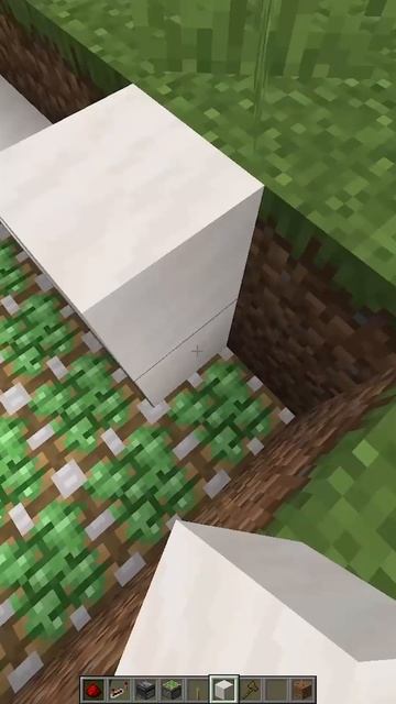 ОБЯЗАТЕЛЬНО ПОСТРОЙ ЭТОТ БАССЕЙН В МАЙНКРАФТ #майнкрафт #minecraft #shorts