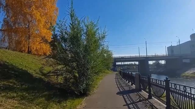 Ну и что ,ну подумаешь осень ! Набережная Качи .Проспект Мира .Красноярск
