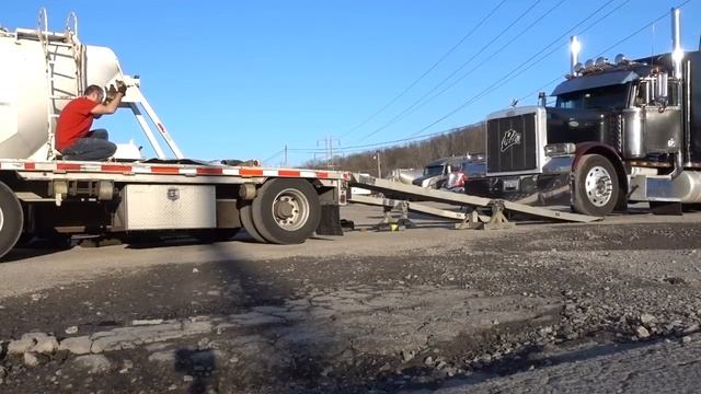 Дальнобой. США. Еду забирать отца. Сломался, везем его домой