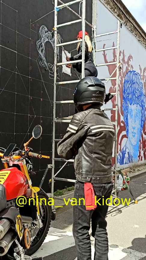 🎨 Street-Art : WORK IN PROGRESS @nina_van_kidow / Devo « Gut Feeling »