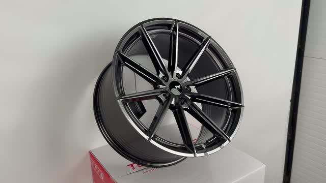 Topwheels GT10 20 10J Titanium