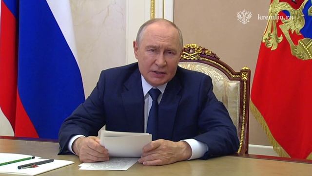 Владимир Путин дал старт работе нового аэровокзального комплекта аэропорта Барнаула