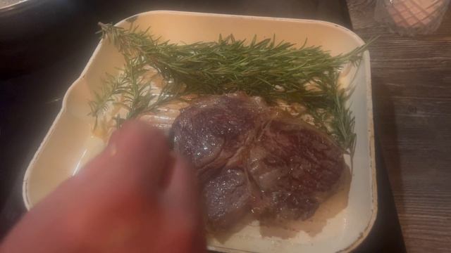 Стейк 🥩 🐄 с овощами 🧌