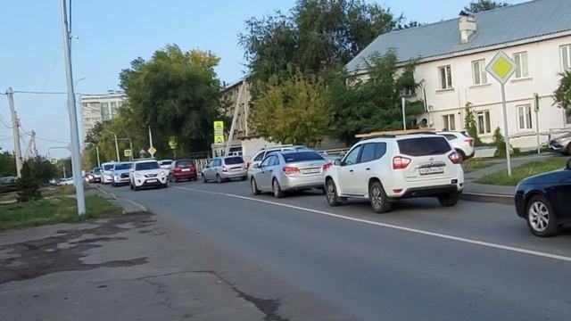 Оренбург ул. Туркестанская Ленинградская Марии Расковой Харьковской. Прогулка Видео Виктор Поживин