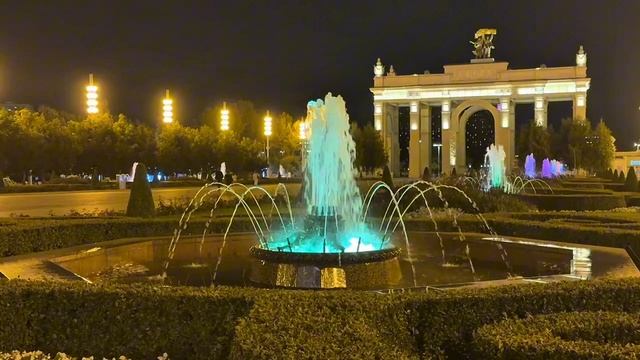 Цветной фонтан  ВДНХ на центральной аллеи  ⛲ Вечерняя подсветка и звук воды | 1 час