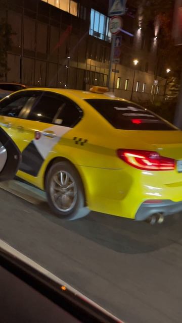 Такси BMW в Москве #shorts
