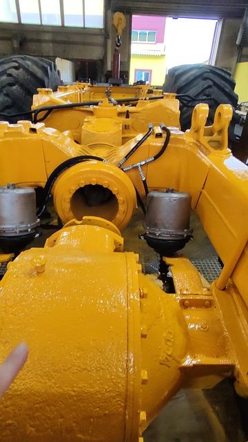 Реставрация трактора Кировец К-700 с отвалом