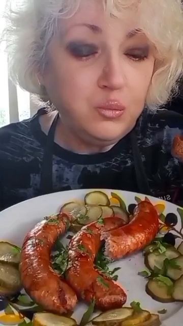 Мукбанг сочно и смачно