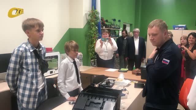 О ВИЗИТЕ ЛЕТЧИКА-КОСМОНАВТА РОДОМ ИЗ ЖЕЛЕЗНОГОРСКА  ГЕРОЯ РОССИИ АЛЕКСАНДРА ГОРБУНОВА В ЛИЦЕЙ 14