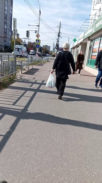 По Циолковского у Универмагу Дзержинск