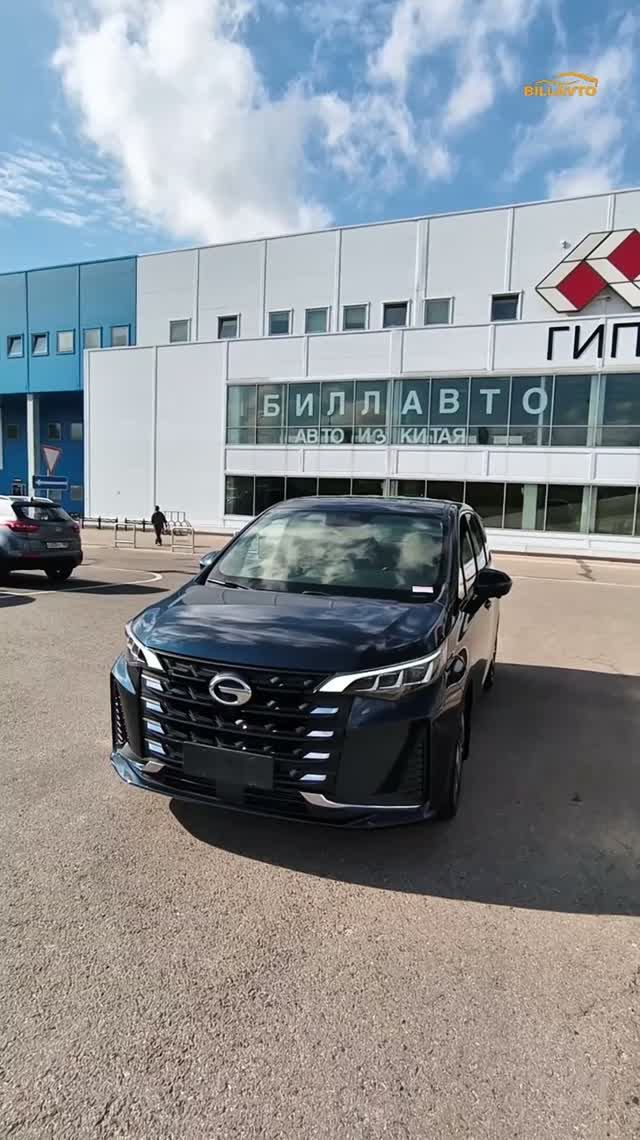 Встретили GAC M6 из Китая 