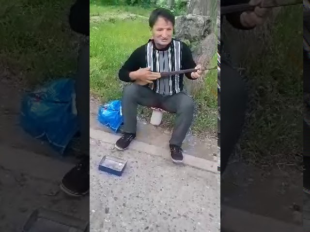 СУРУД БО ДИТОР