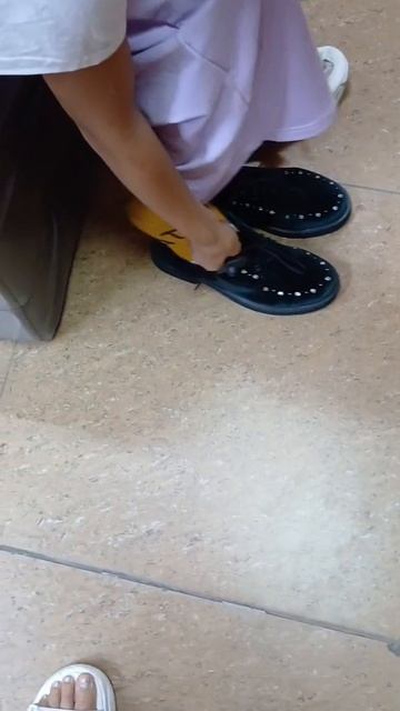 Когда решили стать блогерами. Выбираем обувь на 1 сентября 😁