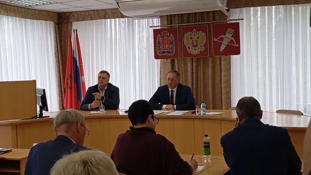 Глава Ачинского округа Игорь Титенков дал старт отопительному сезону в Ачинске