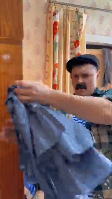 КОГДА МАМА УБРАЛАСЬ В ДОМЕ 😂 #shorts