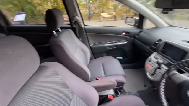 Toyota Wish 2003 г.