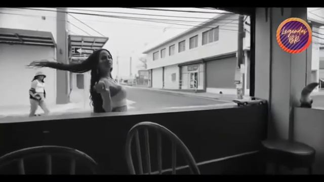 1001321704.mp4