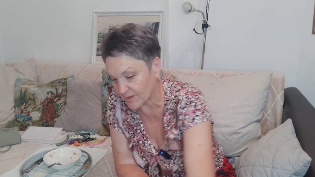 А что у нас мужчины в корсете 🤷❓❓❓Уходя,уходи☝️❗❗И всё это под боршец 😋❗