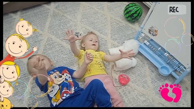 Игра с мыльными пузырями.