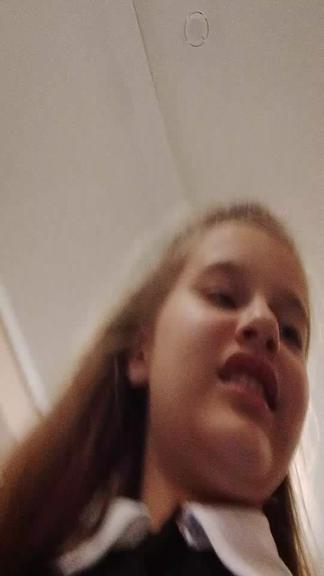 е