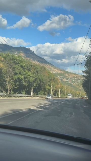 Послушайте историю ❤️🐬⛰️🌊🏖️☀️🏄♂️
