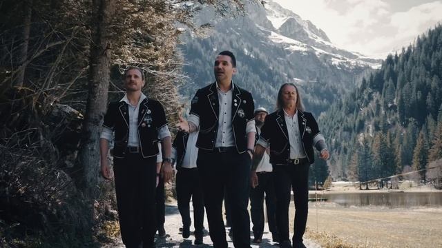 Heimweh - Vo de Bärge här Offiziells Musigvideo