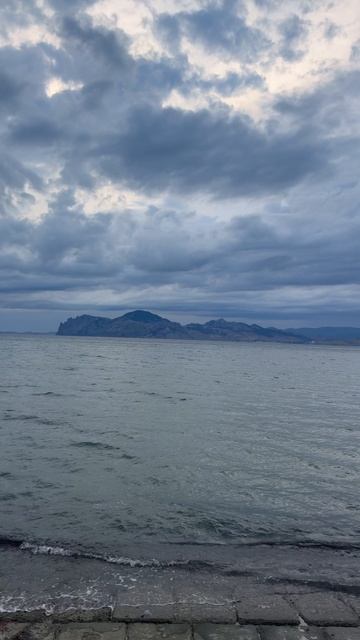 Ты сегодня на работе до скольки ❤️🌊🏄♂️⛰️🐬☀️🏖️
