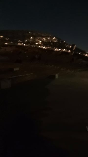 Парк Зарядье Москва центр.Стеклянная кора-Первая в мире конструкция без несущих стен над амфитеатром