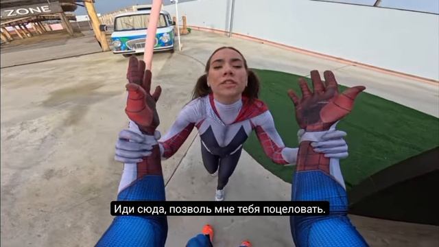 Человек паук  против безумной влюблённости Паука Гвен это безумие нового уровня!  .mp4