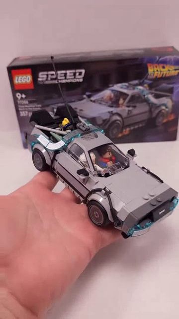LEGO Speed Champions Time Machine from Back to the Future 77256 обзор