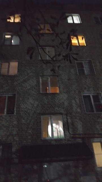 это первая часть с пятого этажа скидываем бомбочки