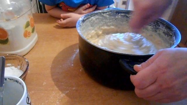 Жареные пирожки с картошкой и капустой из дрожжевого теста