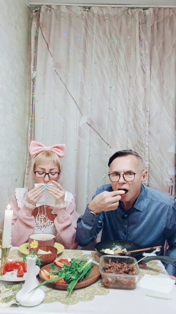 Яичницафрагмент мукбанга
