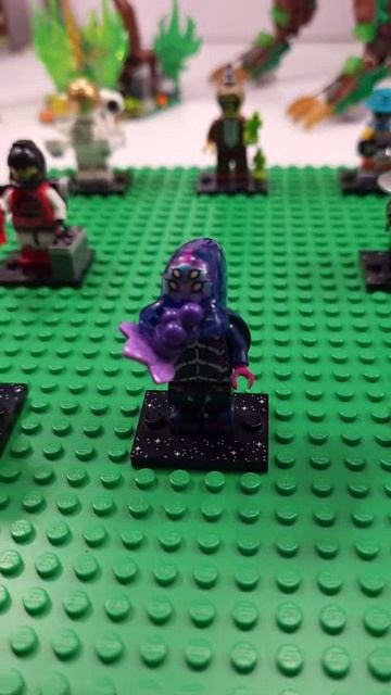 1112 Медсестра-андроид LEGO Space Минифигурки серии 26 71046