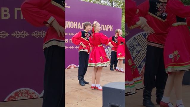 Фестиваль в парке Дендрарий