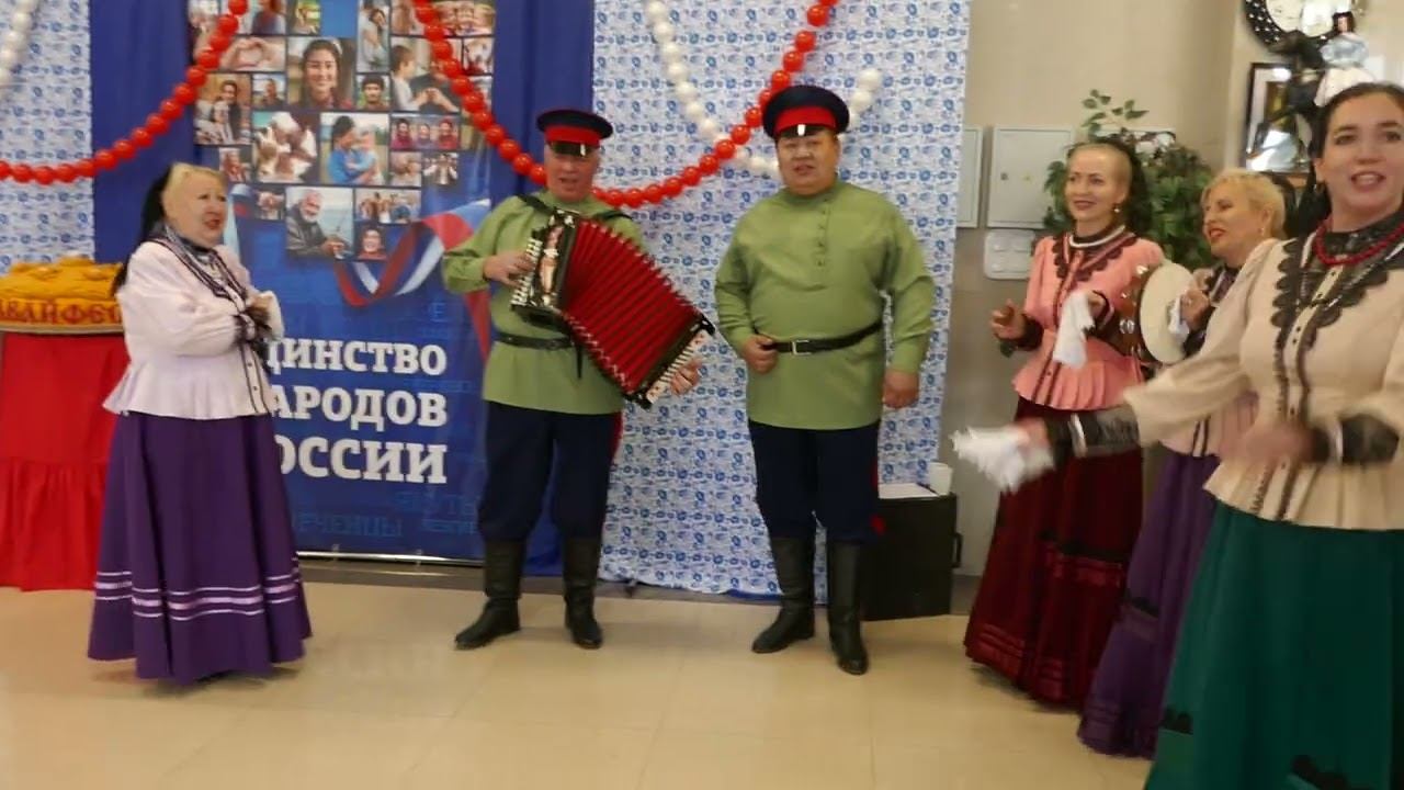 А кто ж у нас ранешенько Донцы ЦКР п. Персиановский рук. Александр Половинко