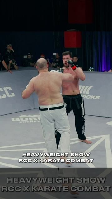Игорь Загайнов подписал контракт на бой на турнире RCC X Karate Combat