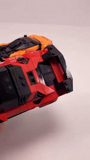 LEGO Speed Champions McLaren W1 77257 против Ferrari SF90 XX Stradale 77254