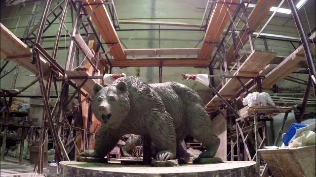 sculpture bears Video - Видео скульптура медведи
