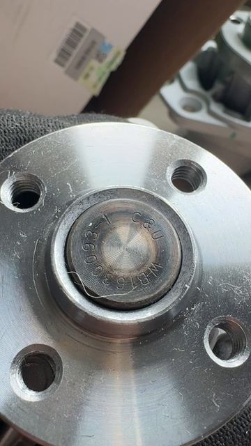 Помпа Mercedes M271 Артикул: 538 0222 100 5380222100