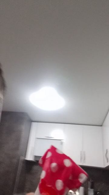 🥳