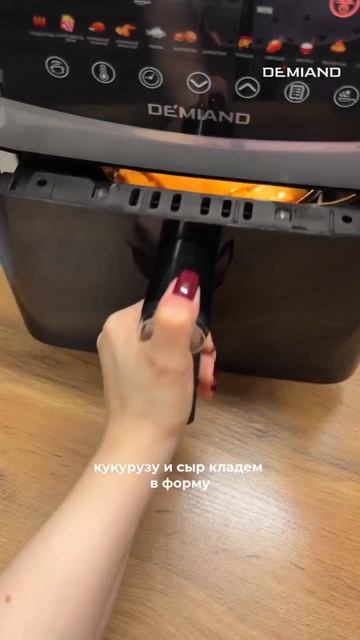 Хот-доги с сырно-кукурузной шапочкой 