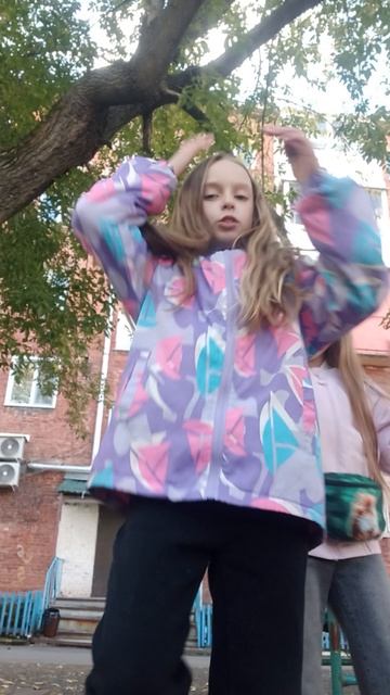 1000008895.mp4