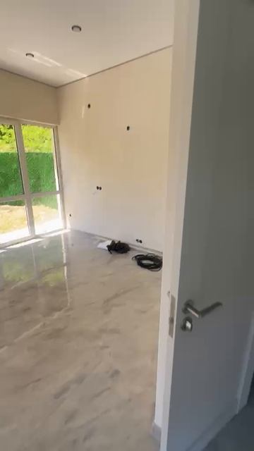 1000673628.mp4