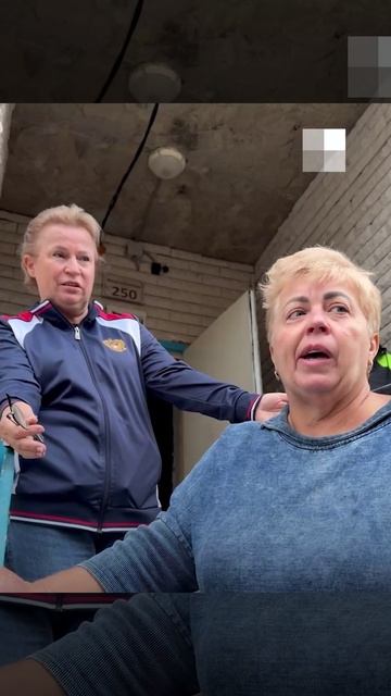 Дом в СНТ Круиз сносят когда внутри находятся жители