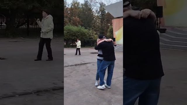 1000084989.mp4