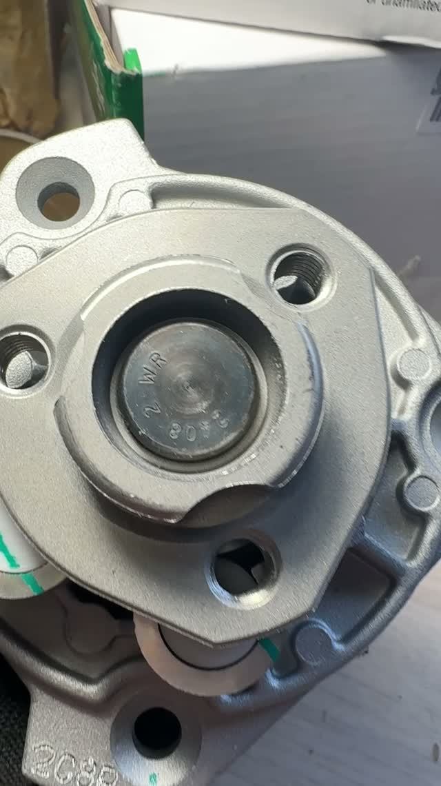 Помпа Ina Audi 3.6 FSI Артикул: 538 0334 10 (538334100 - насос ОЖ)